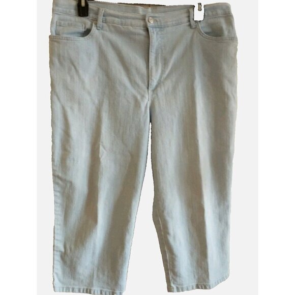 Gloria Vanderbilt Amanda Cropped Blue Light Wash Jeans Slimming Effect - 18 - Picture 1 of 6